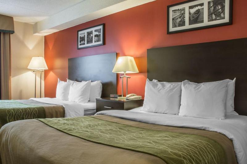 Comfort Hotel & Suites Peterborough Ngoại thất bức ảnh