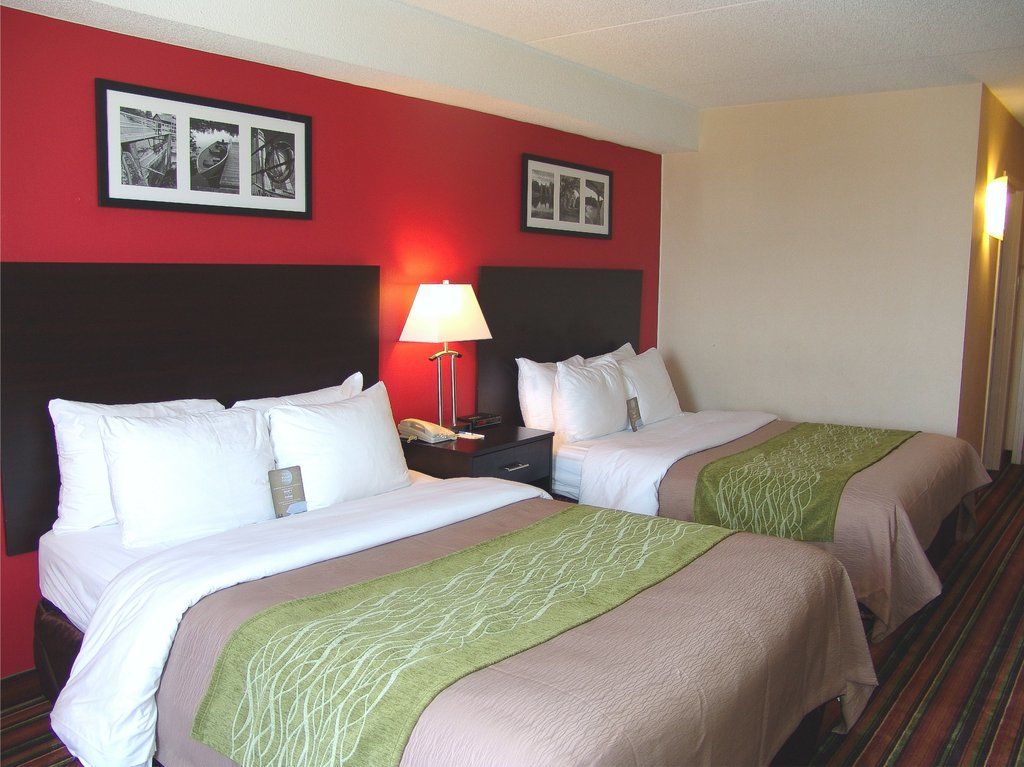 Comfort Hotel & Suites Peterborough Ngoại thất bức ảnh